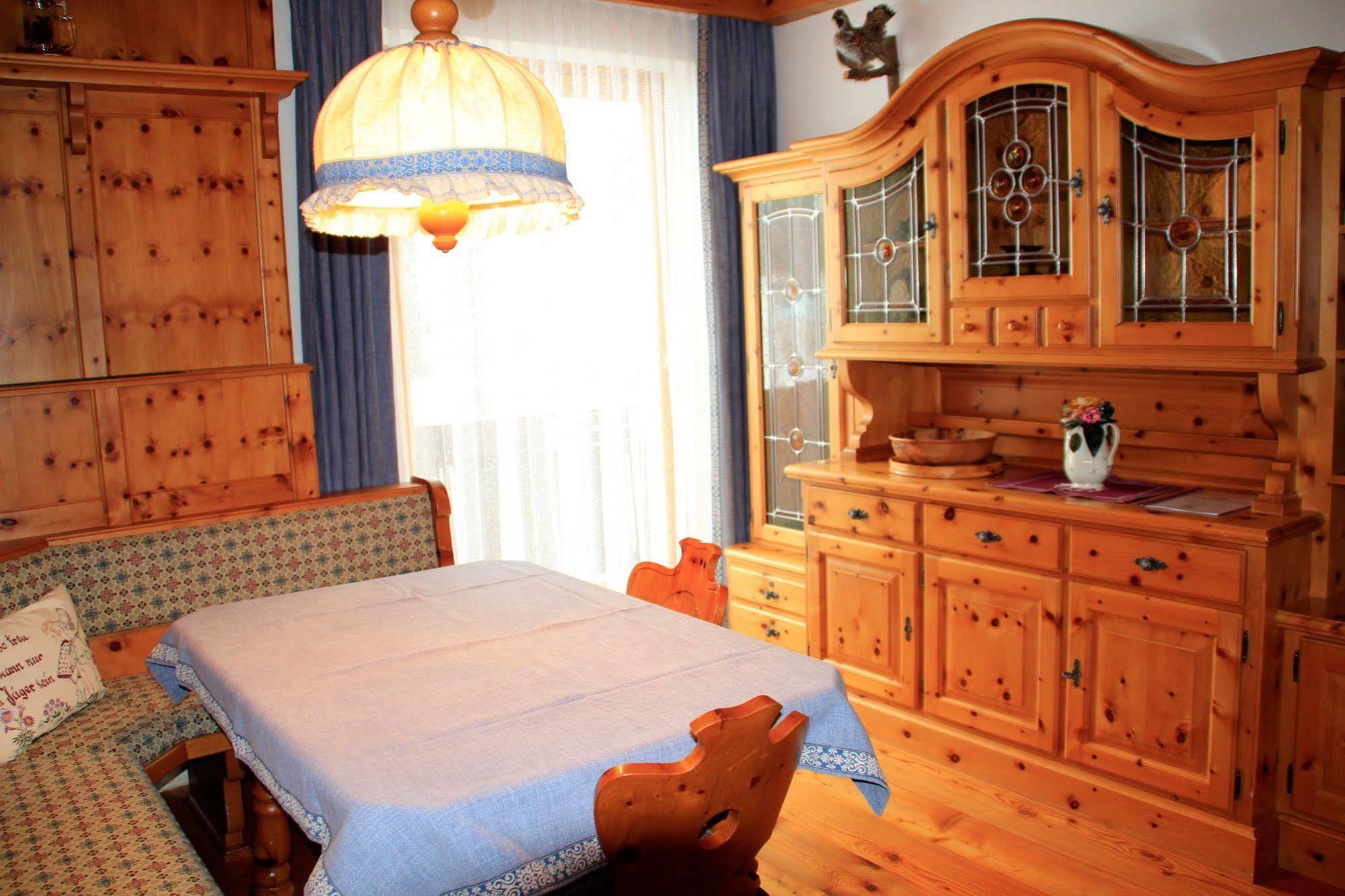 Gasthof Zur Gams Donnersbachwald Extérieur photo